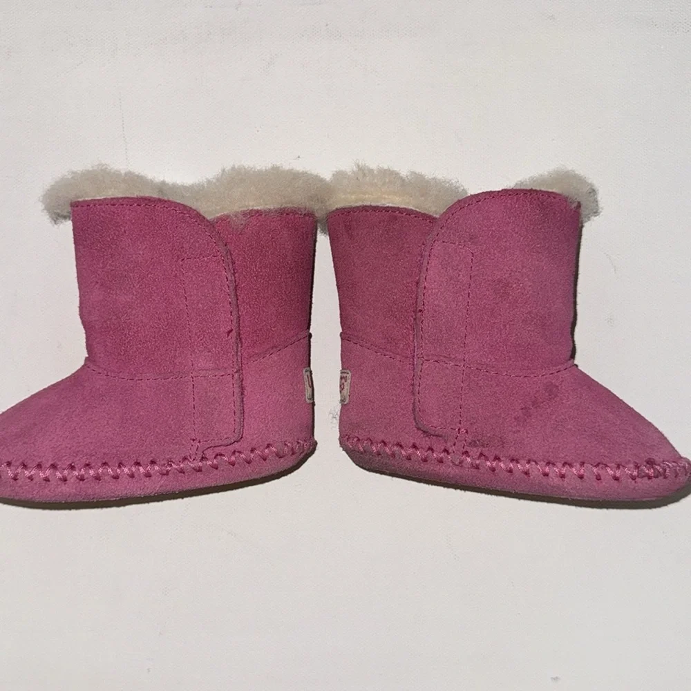 * Ugg Pink Caden Infant Shearling Bootie